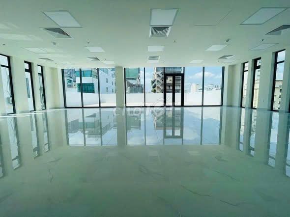 Rent building 26 Mai Thị Lựu District 1 :177: 16.5 x25 meters 2 level 6 vaults