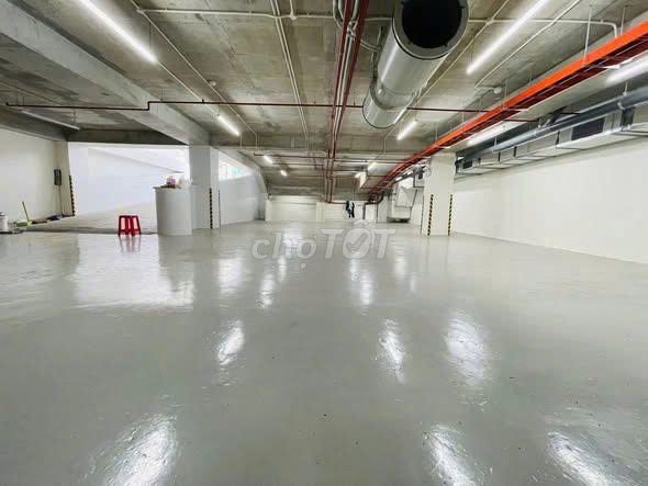 Rent building 26 Mai Thị Lựu District 1 :177: 16.5 x25 meters 2 level 6 vaults