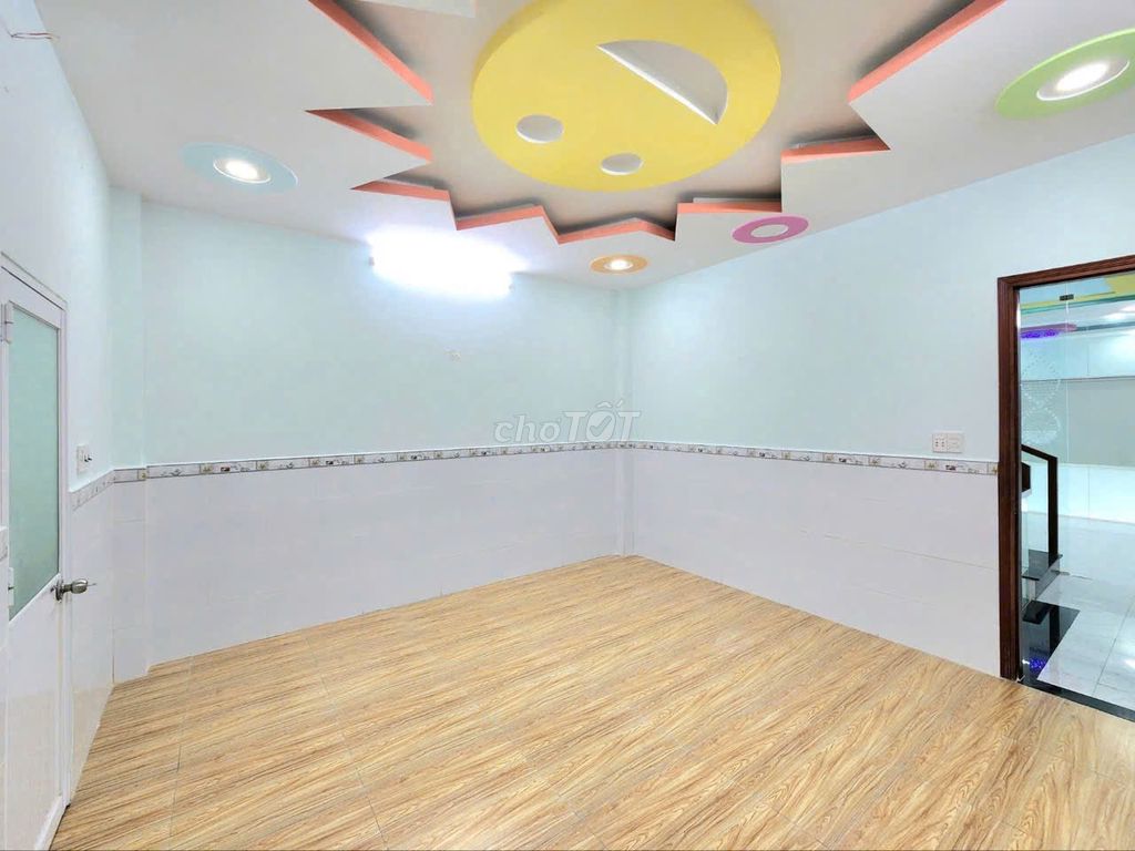 Rent the hxt Tân Hòa Đông, 4.5 x17 meters, 5 stories, 7 bedrooms, 20 million!