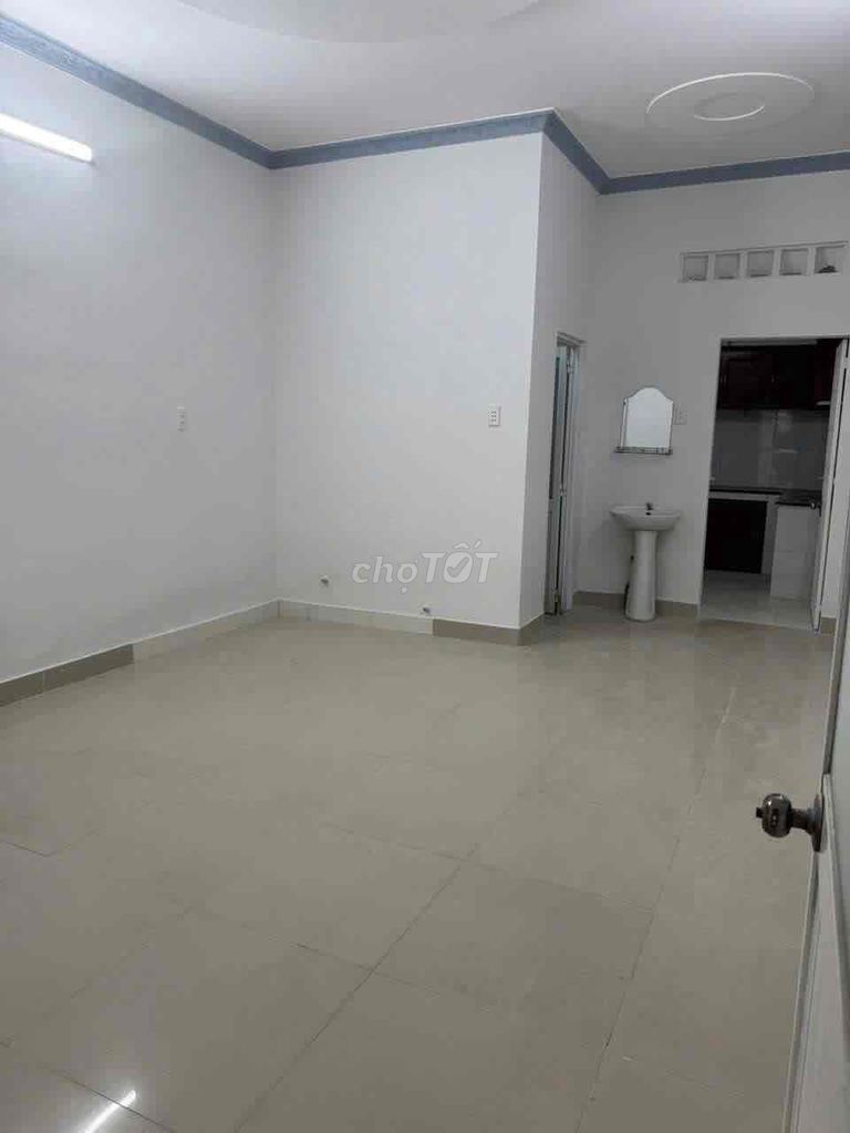 Rent 4 x17 – near good 3-Xuân Thới Thượng, hm
