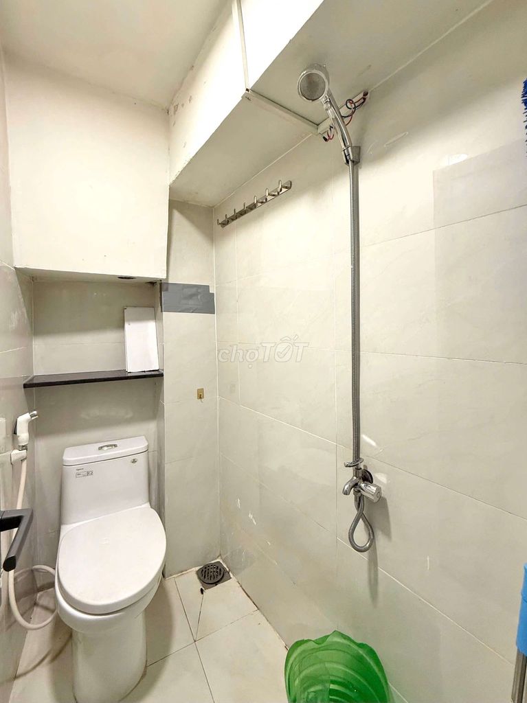 Rent a Phạm Thế Hiển(6) Street. 6 yards. 4 m). 1st floor.