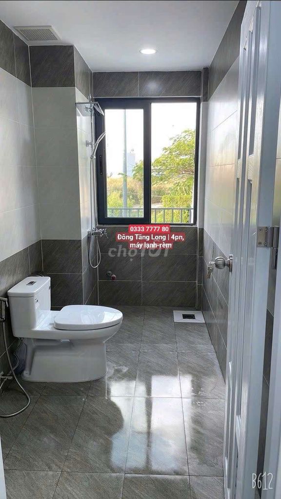 (12 million) cheap! Rent Dongxian house, 3 floors air conditioning, curtains