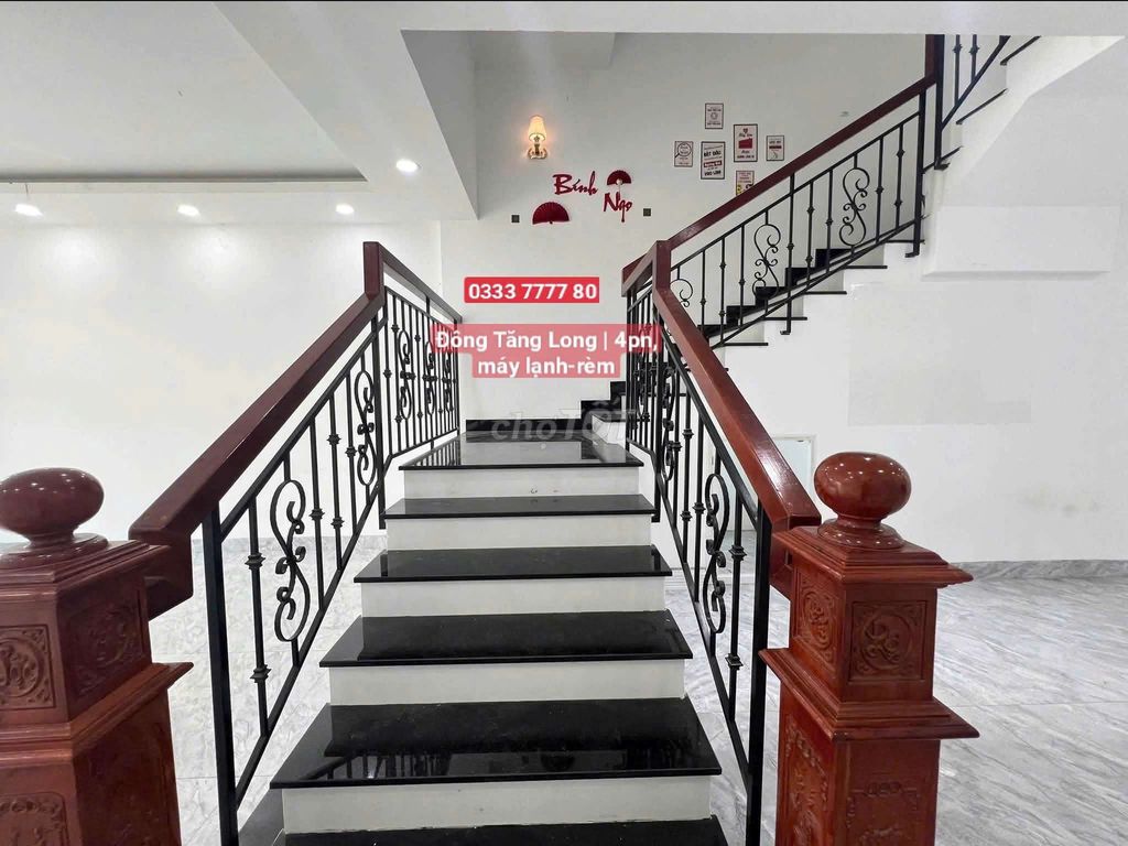 (12 million) cheap! Rent Dongxian house, 3 floors air conditioning, curtains