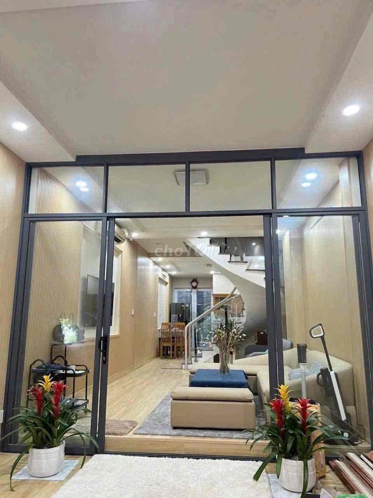 Nice house with interiors, 18mt Street, An Phú-Anheh, good price.