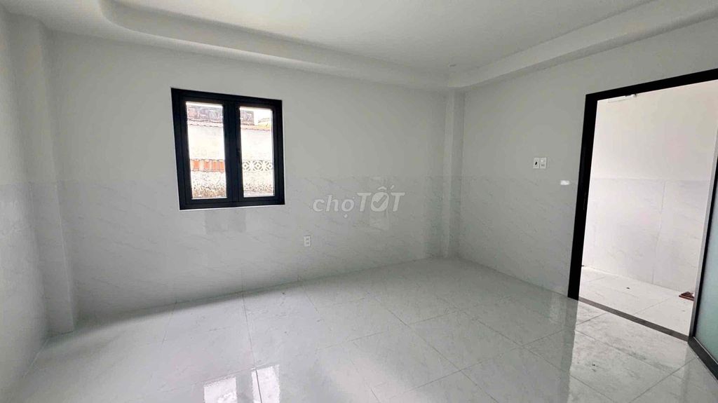 The building for renting the service apartment.