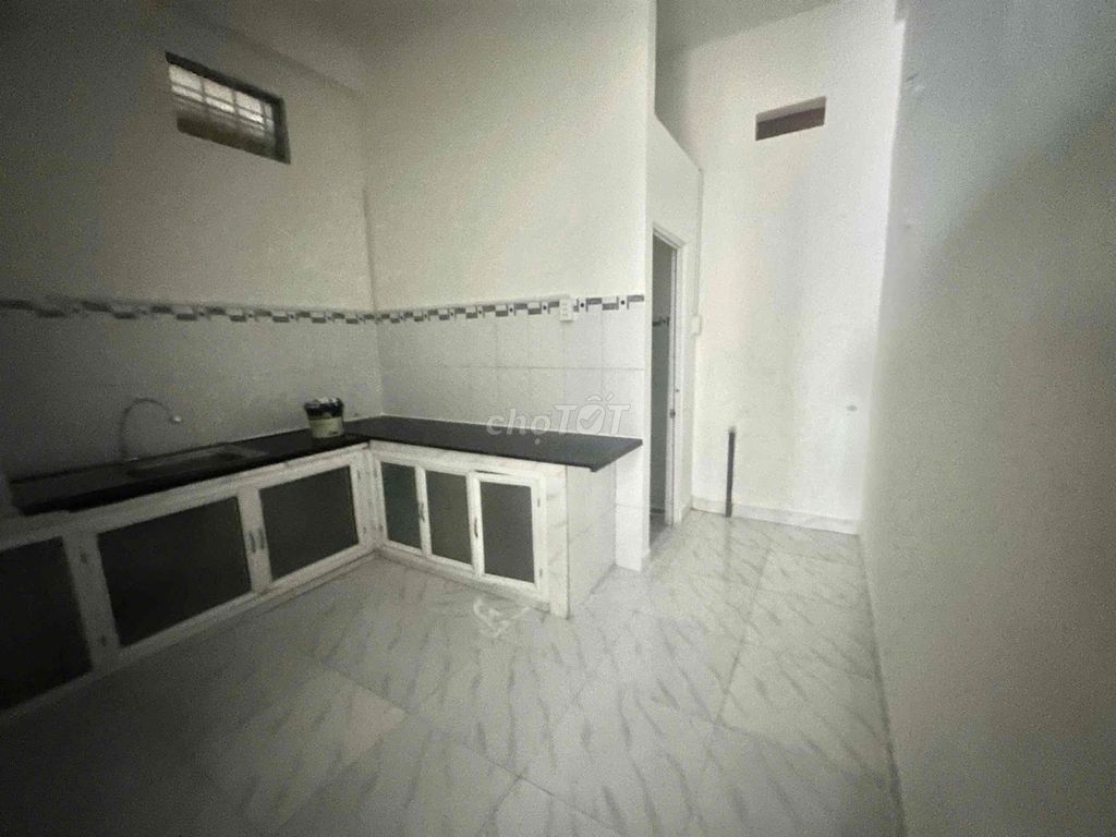 Renting Ngô Tất Tố, Bình Thạnh, 3 bedrooms.