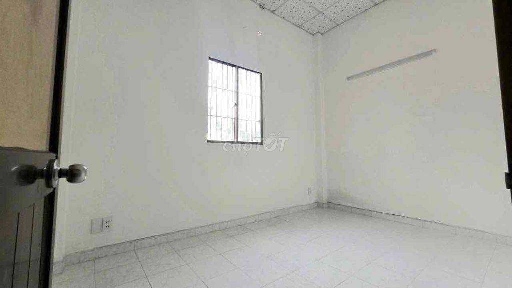Renting Ngô Tất Tố, Bình Thạnh, 3 bedrooms.