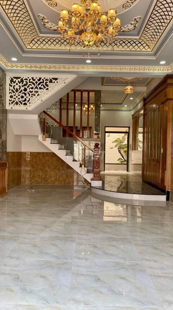 Need to rent a house 1.71 BPhạm Văn Bạch-715 Q.Tân Bình.