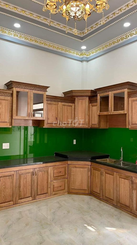 Need to rent a house 1.71 BPhạm Văn Bạch-715 Q.Tân Bình.