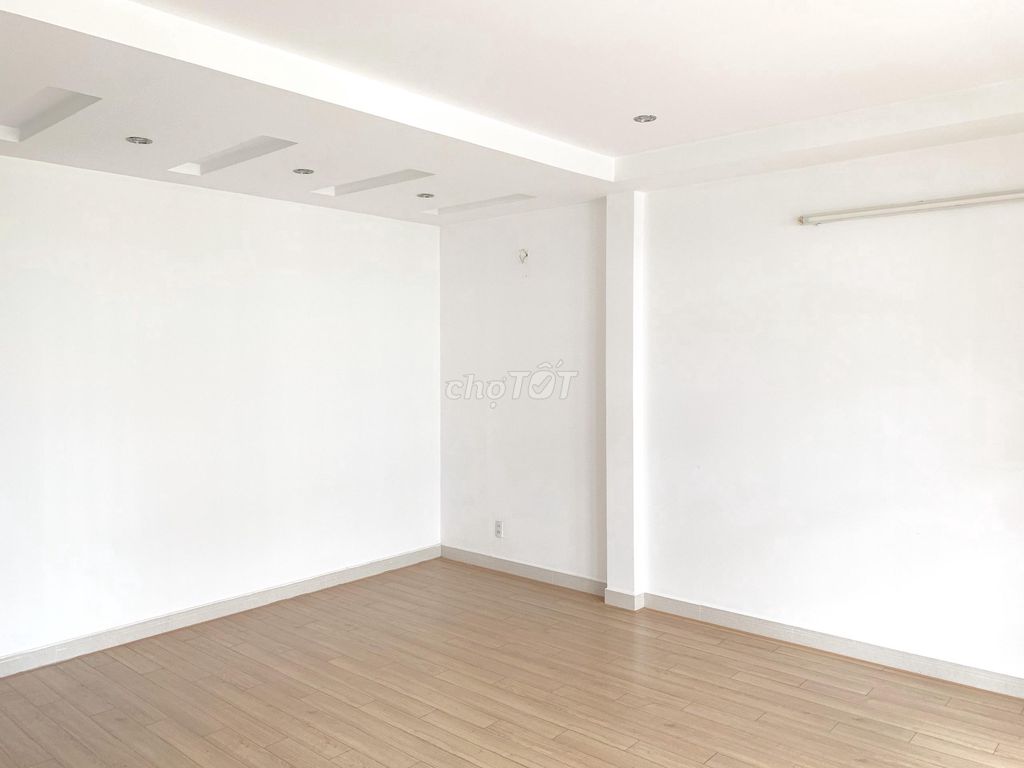 Bạch Đằng,720, Tân Bình 014 x20 M 011 1 MM 3rd floor (3M) just 22 million a month