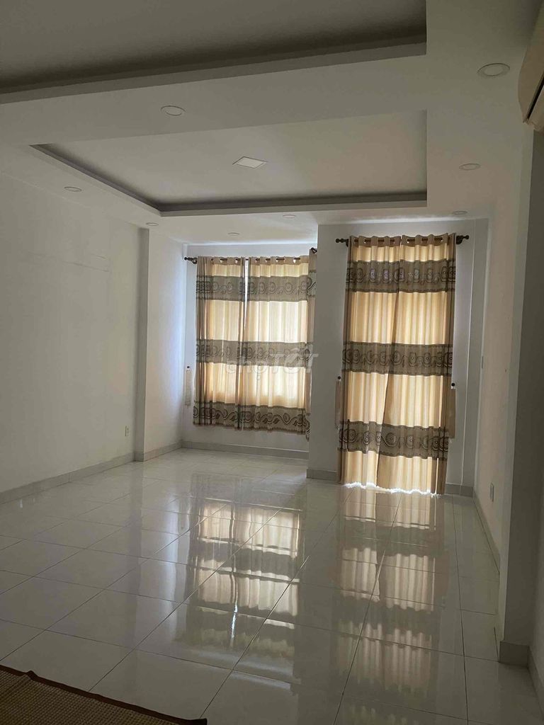 Rent the original house - 7 bedrooms, full air conditioning - description road