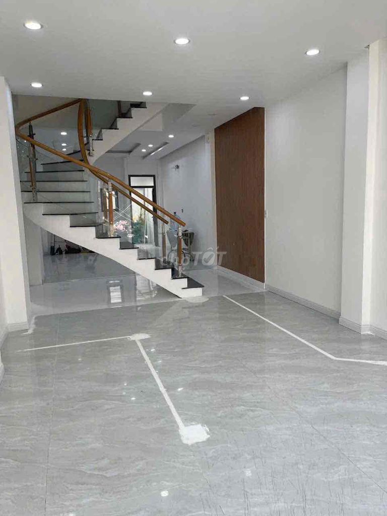 Rent New House Builds vpty priority, VP Tân Sơn Nhì