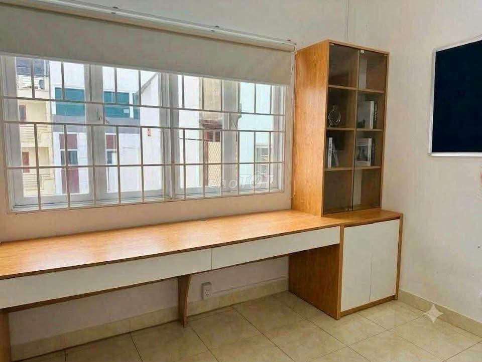10-cx Bắc Hải District 4*12 - 3 floors - 4 rooms - full interior