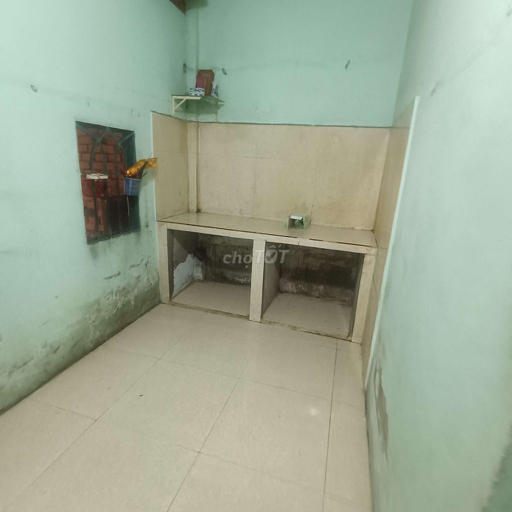 Cash house 4*25 Vĩnh Lộc B Road. 150 meters from market. 7 meters.