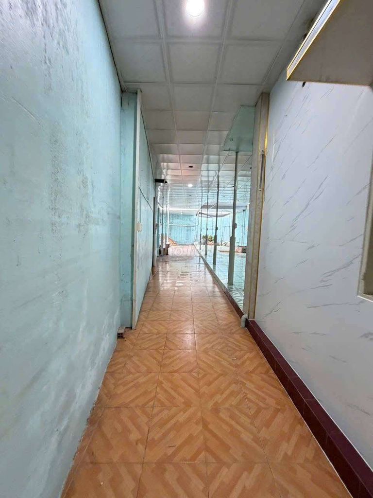 Dương Thị Mười Front House District 12 area 6 x 30 meters