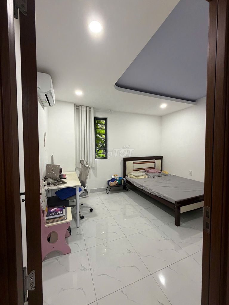 Two bedrooms. 2 38th Street toilets - Hiệp Bình Chánh