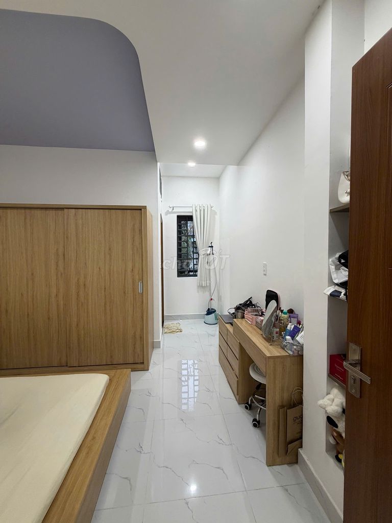 Two bedrooms. 2 38th Street toilets - Hiệp Bình Chánh