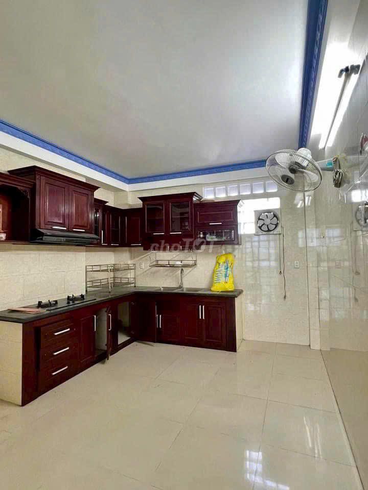 Phạm Văn Chí Cash House, District 6