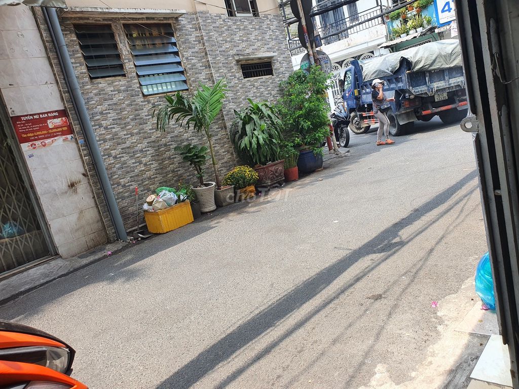 Rent the original house 50 Nguyễn Đình Chiểu districts of Phú Nhuận