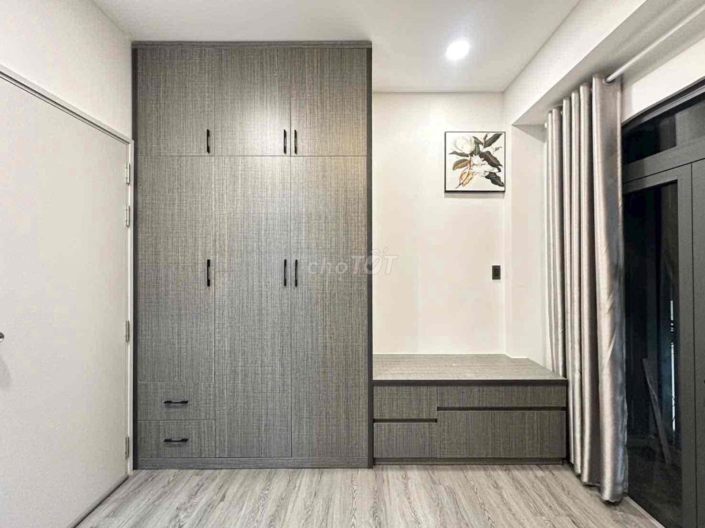 - Three bedroom three toilets - clear corner.
