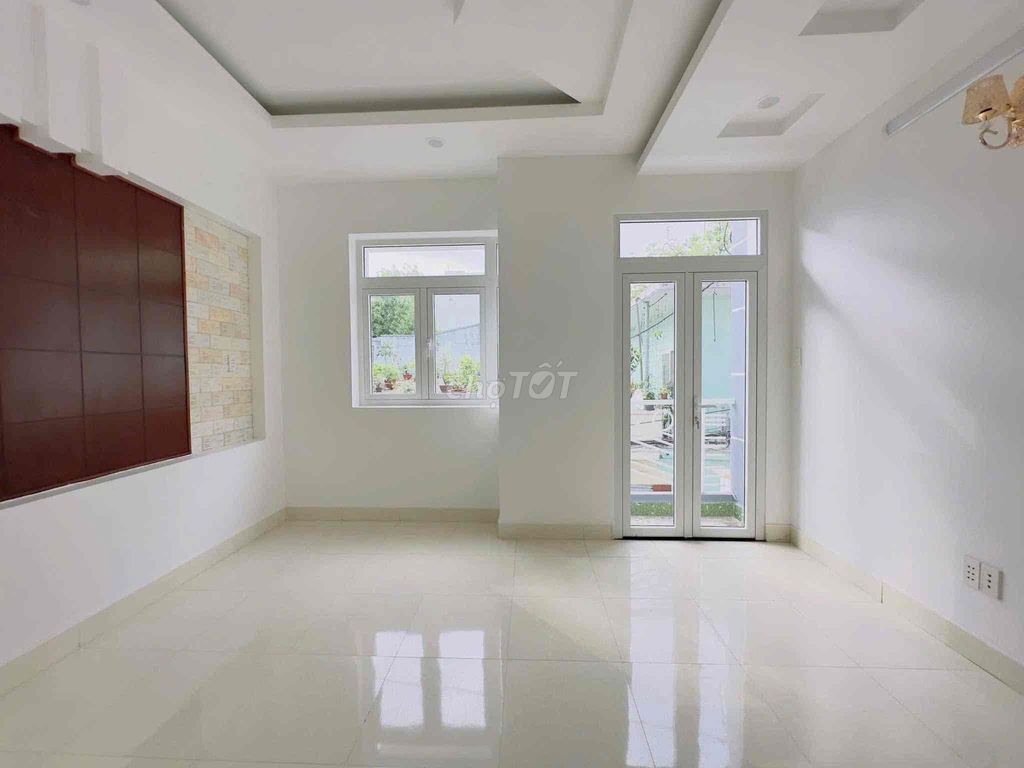 Rent a house behind a front street Quang Trung Gò Vấp