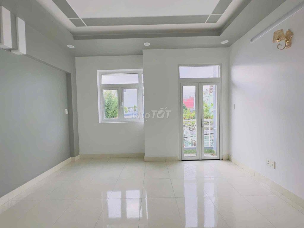 Rent a house behind a front street Quang Trung Gò Vấp