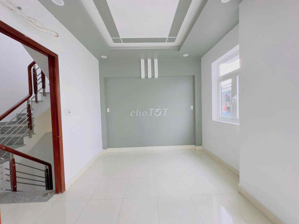 Rent a house behind a front street Quang Trung Gò Vấp