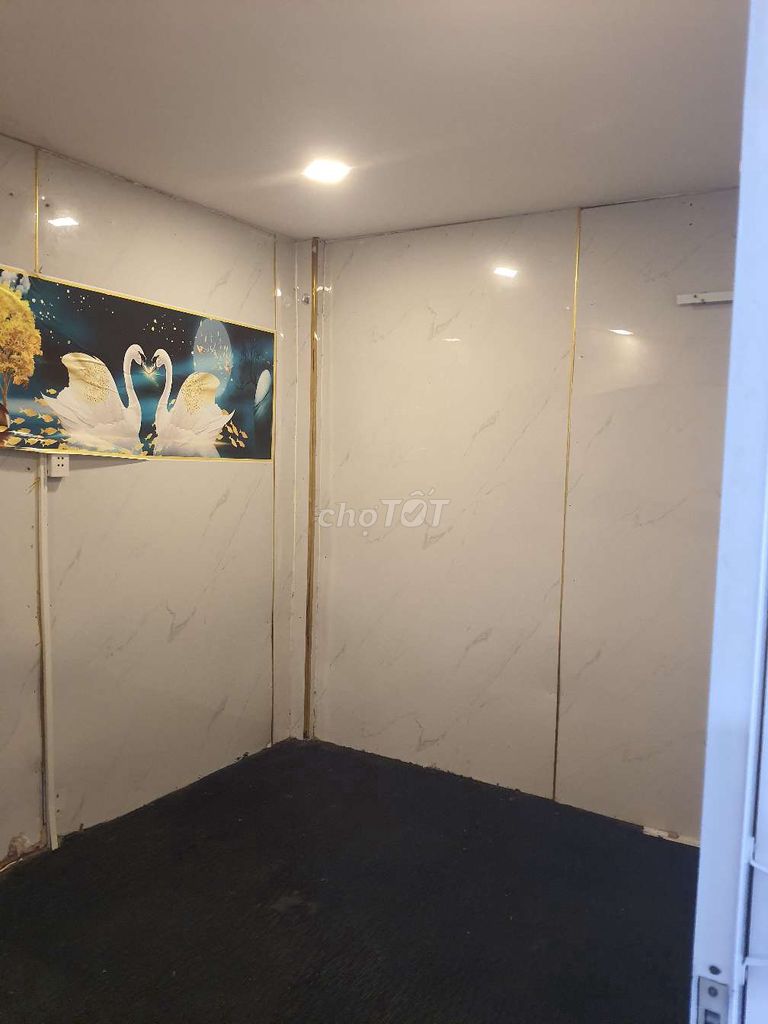 rent a front-line Bà Điểm-inch house