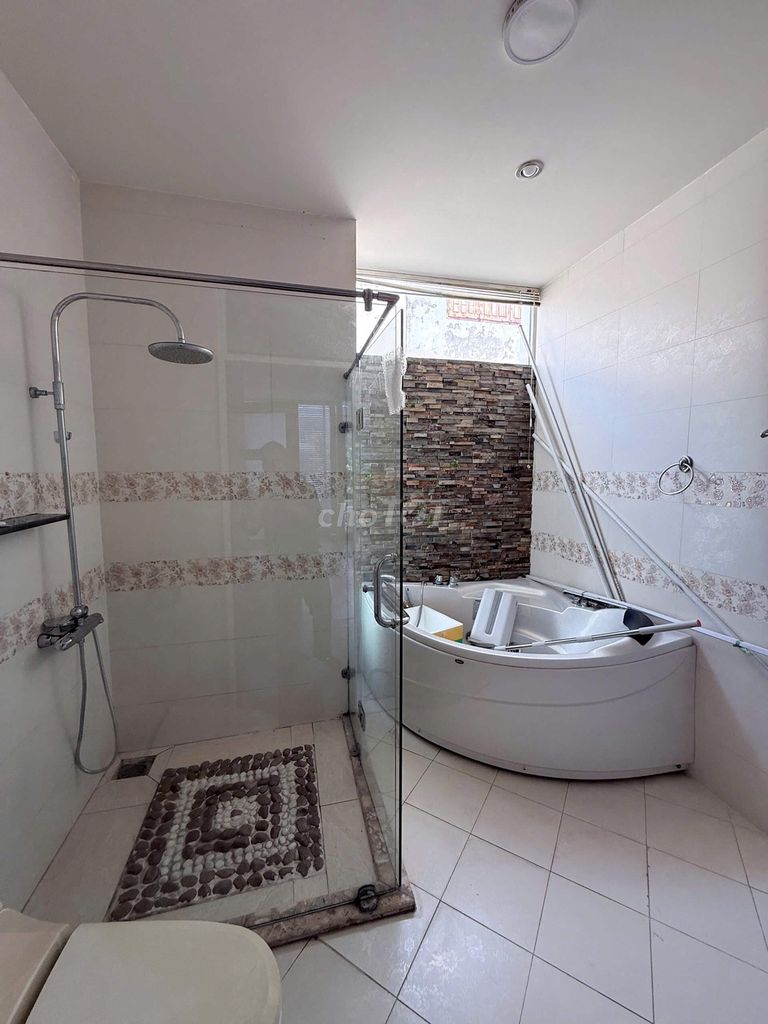 Rent a cash house, 40 areas of 7-19, 3 floors of 43 million.
