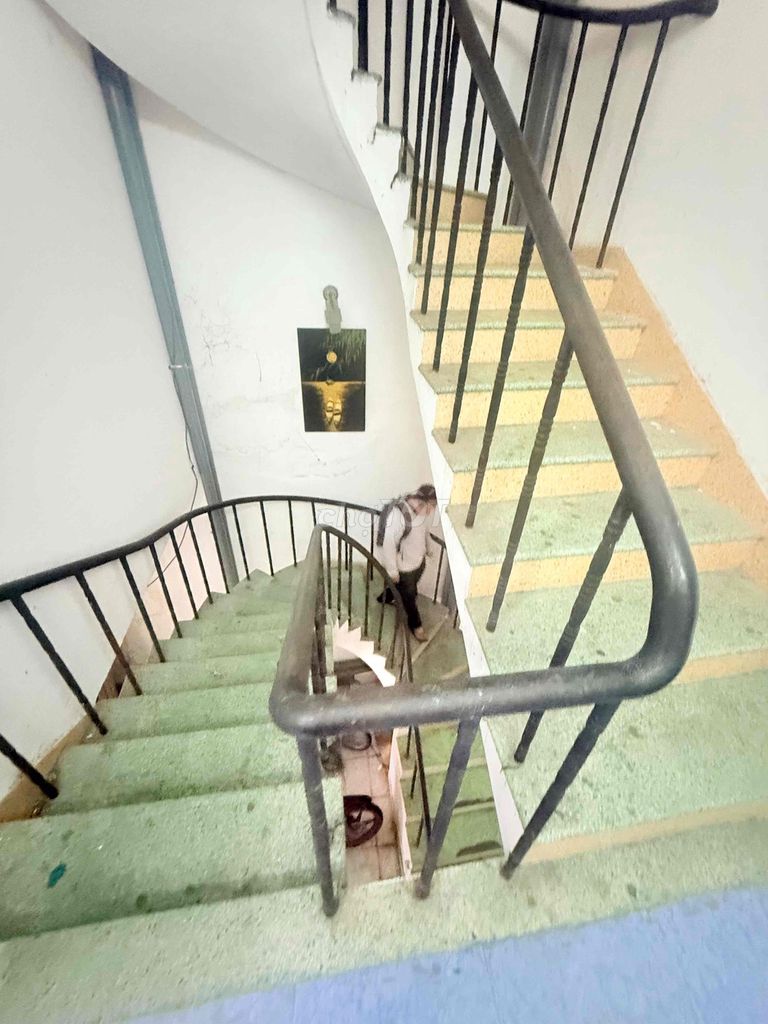 Rent the Liên Phường service apartment, Lucky Dragon. area: 125 m2/20 million