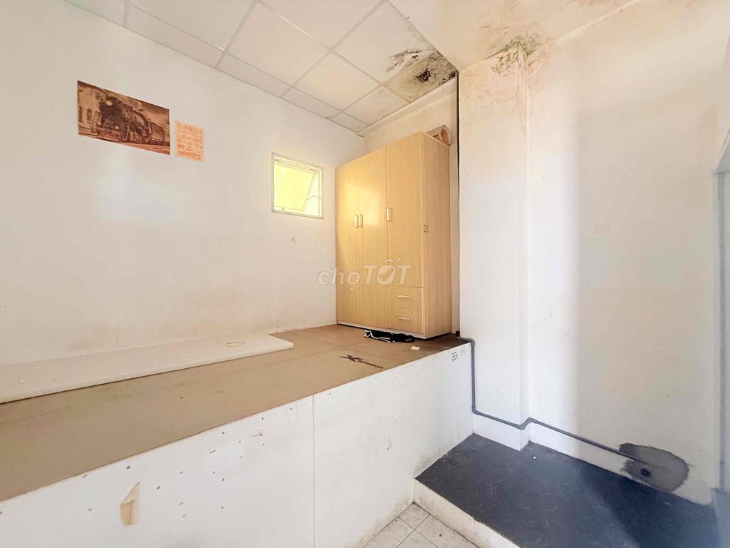 Rent the Liên Phường service apartment, Lucky Dragon. area: 125 m2/20 million
