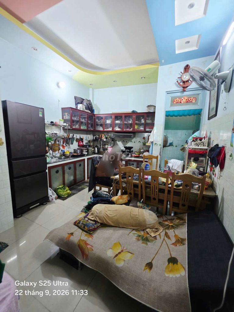 Rent 4 M