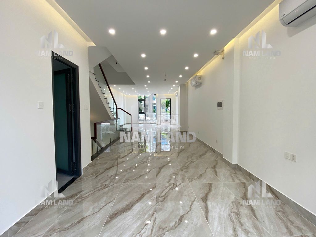 The new house for renting for the Three Great Streets is 40 million.