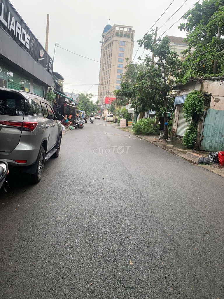 The original street, two stories, four bedrooms, Bình Thạnh,