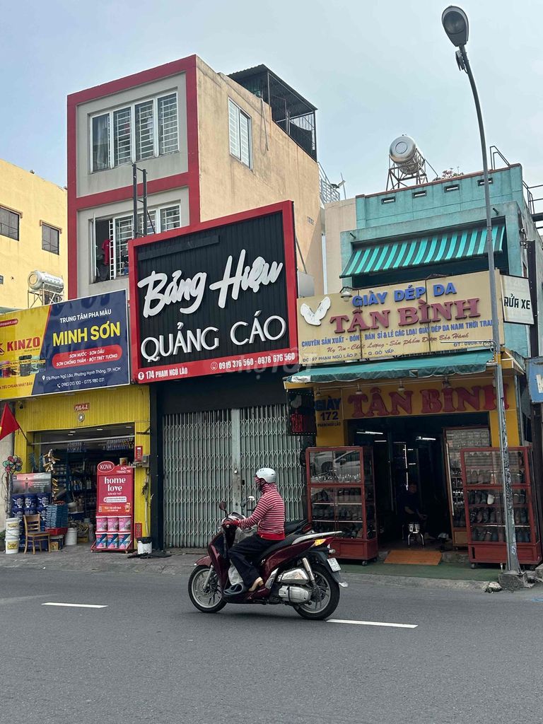 Phạm Ngũ Lão Gò Vấp front house near the 175 Hospital near the supermarket