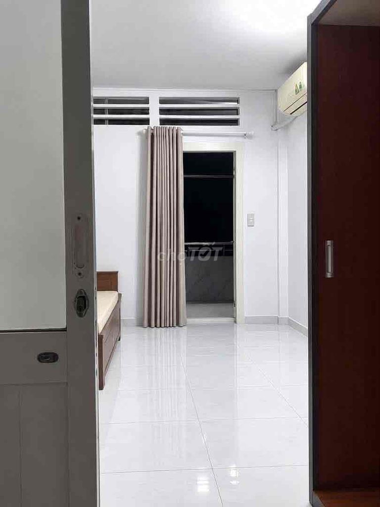 4 x 6 meters a floor. 1/ Phùng Chí Kiên. Tân Phú
