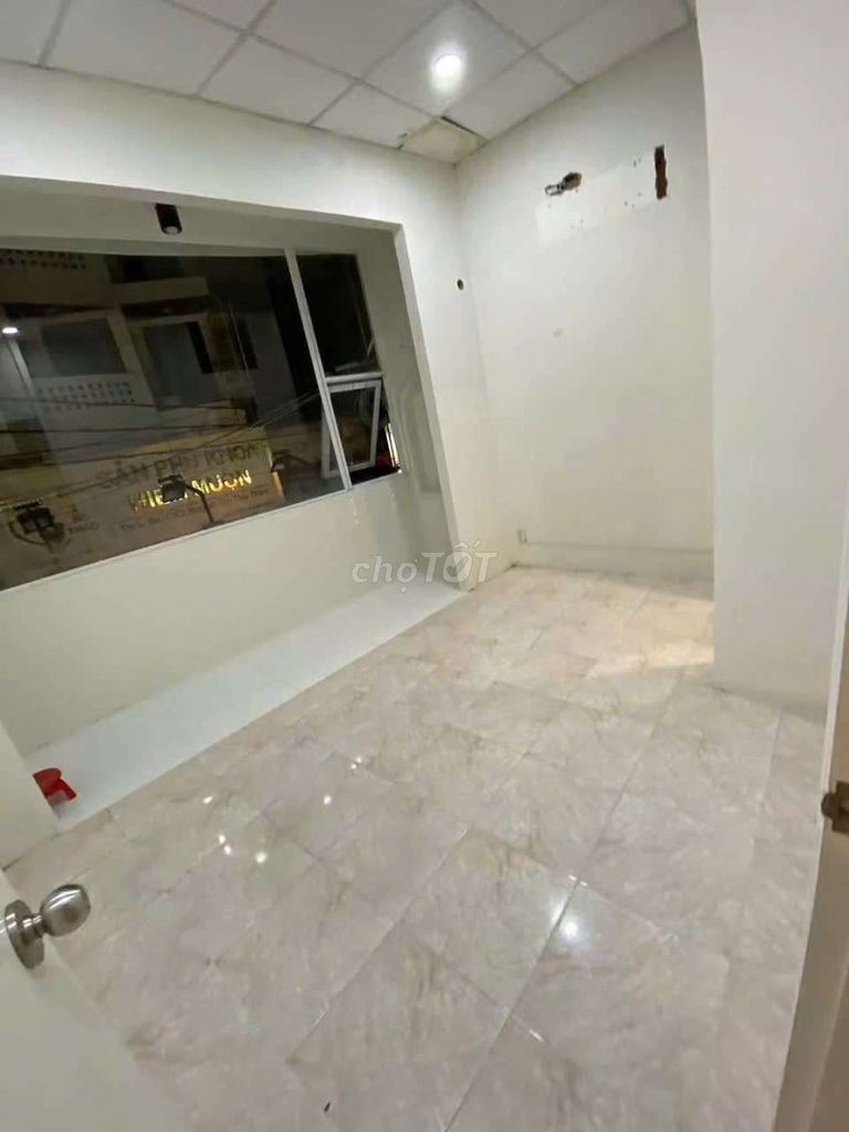 Nguyễn Thượng Hiền Business Front 36 m2 bedroom 2