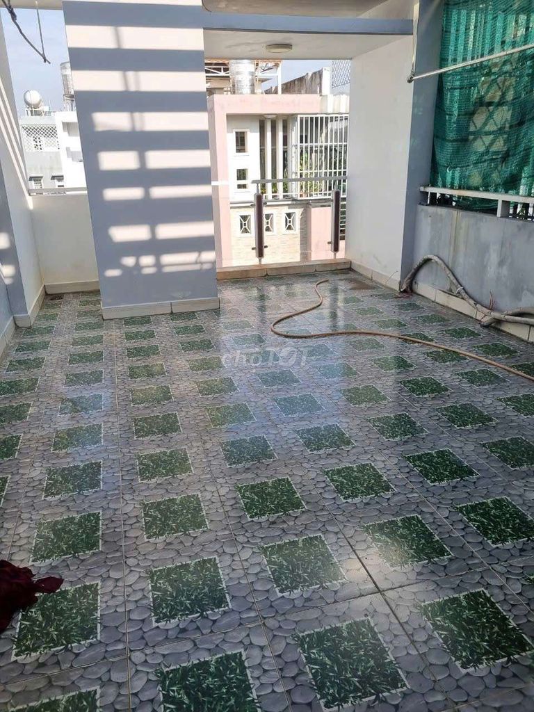 Rents 1/ Lê Văn Quới: 4 meters 14 meters 1 MM 3 floors, 4 bedroom 5 toilets