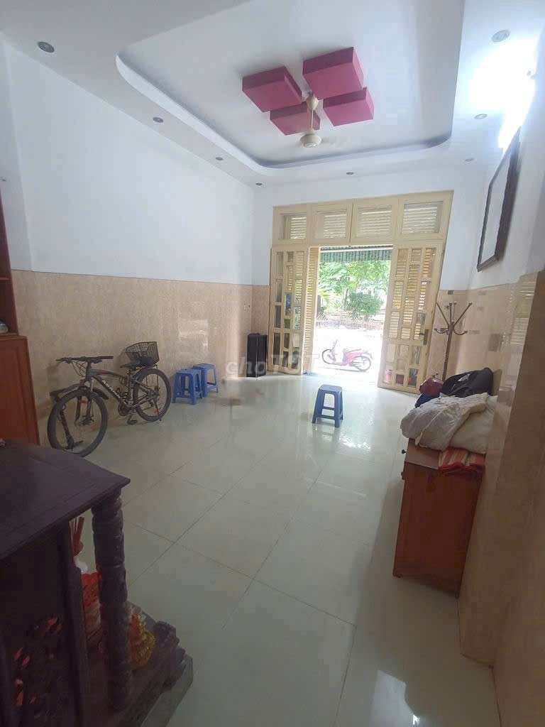 Trường Thọ Union, 3rd floor four bedrooms in front of the house. WRITER IN+vp