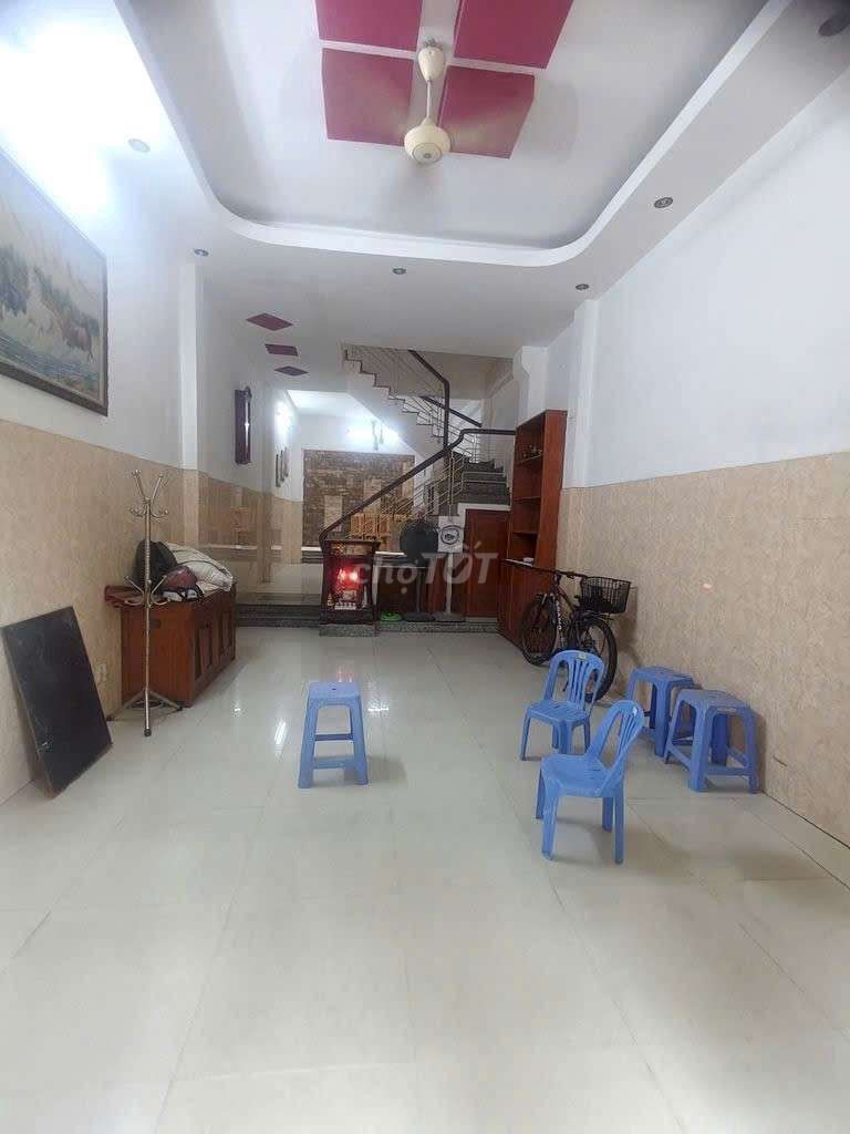 Trường Thọ Union, 3rd floor four bedrooms in front of the house. WRITER IN+vp