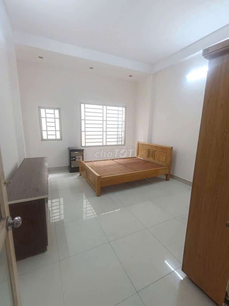 Trường Thọ Union, 3rd floor four bedrooms in front of the house. WRITER IN+vp
