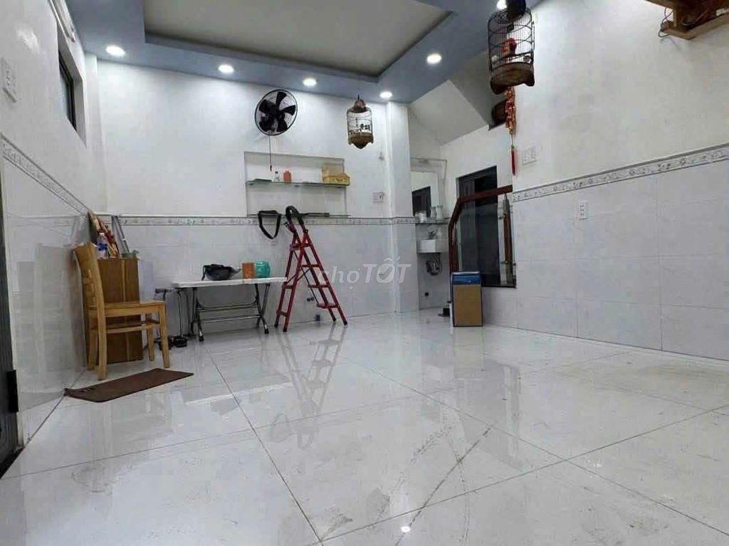 Rent the original Võ Duy Ninh, Bình Thạnh – 6X5 M/2 bedroom, 3 toilets/14 million.