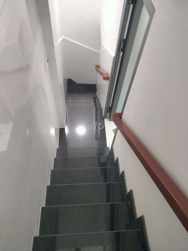 Rent the original Võ Duy Ninh, Bình Thạnh – 6X5 M/2 bedroom, 3 toilets/14 million.