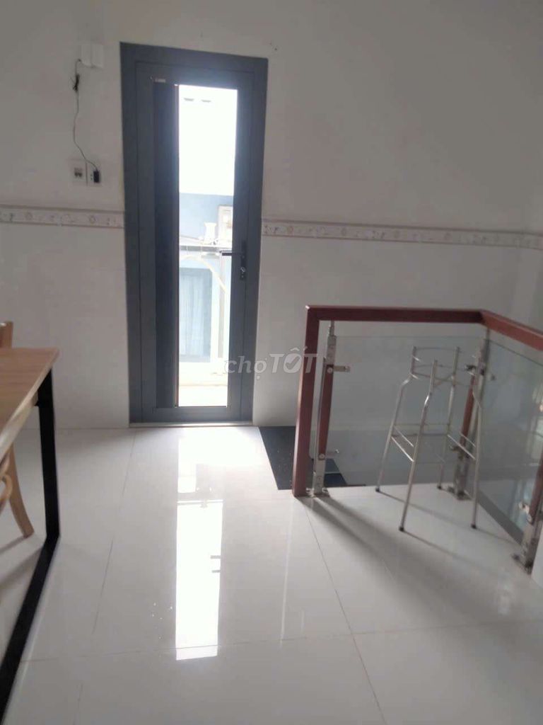 Rent the original Võ Duy Ninh, Bình Thạnh – 6X5 M/2 bedroom, 3 toilets/14 million.