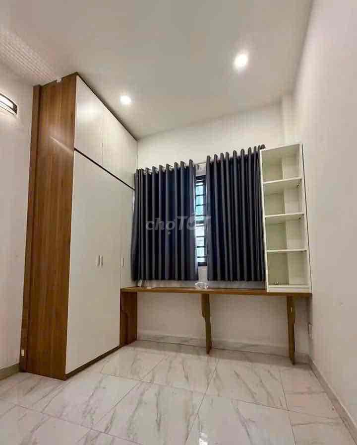 The basic reason for renting hxt 1 st floor 2 is t Phạm Văn Đồng Gò Vấp.