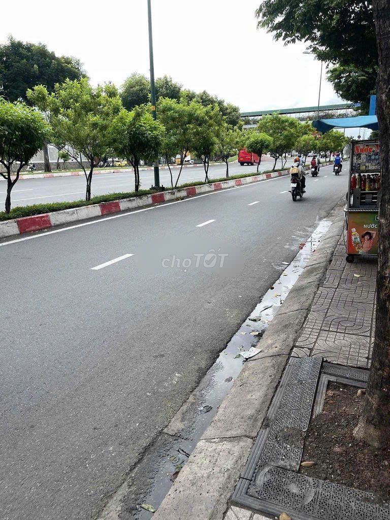 Rent an alley 4 meters (xh) Nguyễn Văn Lượng, 1717, Q. Gò Vấp 17.5 million.