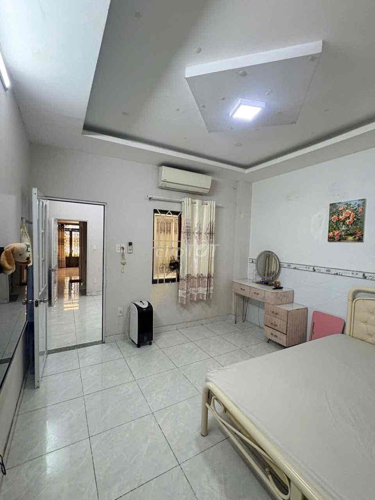 Rent an alley house 618 Gò Vấp.