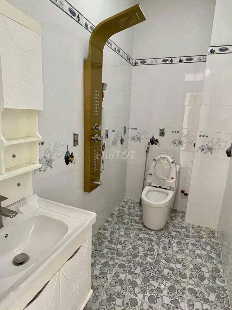 Rent an alley house 76/3 B Nguyên Hồng, 177 11, Q. Bình Thạnh