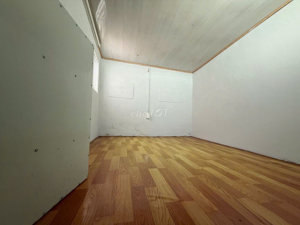 Rent the original Pastuer District 1-4 bedroom for 12 million.