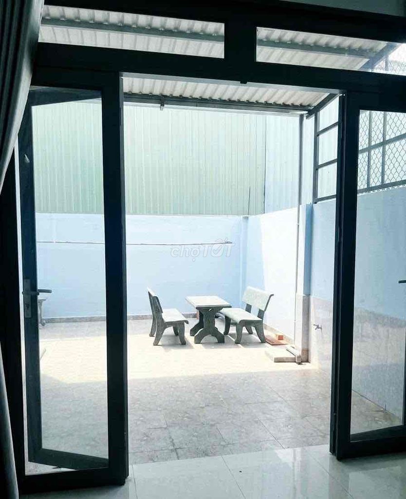 TREO 4*11; Three cheap bedrooms.